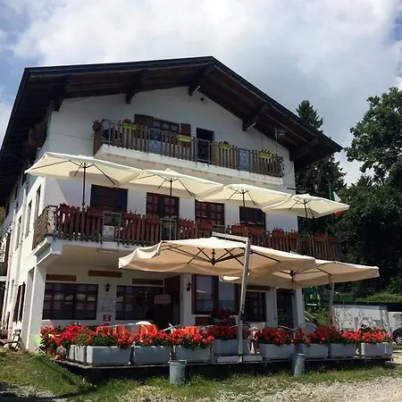 Alpe Quaggione Trattoria Con Hotel Omegna