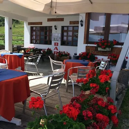 Alpe Quaggione Trattoria Con Hotel Omegna