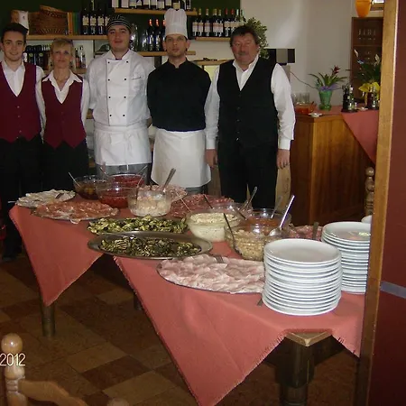 Hotel Alpe Quaggione Trattoria Con Omegna